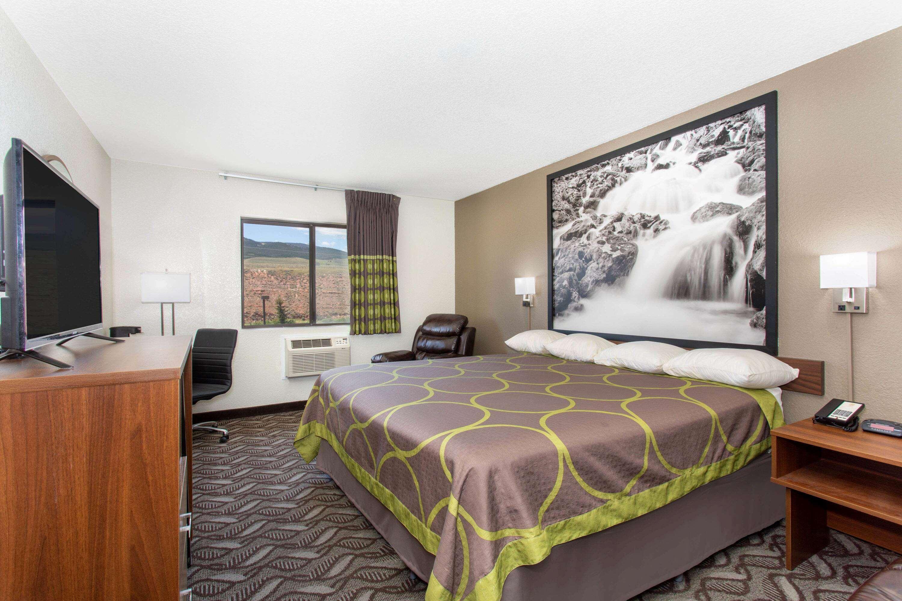 Super 8 By Wyndham Dubois Motel Bagian luar foto